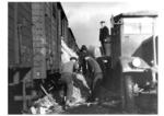 Kartoffelumladung im Güterbahnhof von Berlin-Pankow. (1942) <i>Foto: RVM (Ittenbach)</i>