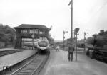 Ein VT 11 verlässt als TEE 190 "Parsifal" nach Paris den Aachener Hauptbahnhof.  (23.06.1962) <i>Foto: Walter Hollnagel</i>