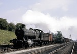 Lok 38473 mit einem Güterzug bei Laira Shed (Plymouth, Devon, England). (1961) <i>Foto: Gerald T. Robinson</i>