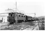 E 62 05 mit einem Personenzug aus Garmisch im Bahnhof Reutte/Tirol. (11.06.1939) <i>Foto: RVM-Filmstelle Berlin</i>