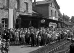 Großer Bahnhof zum Jubiläum "100 Jahre Hellwegbahn" im Bahnhof Holzwickede. (07.1955) <i>Foto: Willi Marotz</i>