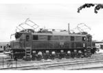 E 17 120 vom Bw Breslau Freiburger Bf, aufgenommen vermutlich im Bahnhof Hirschberg. (1930) <i>Foto: Rudolf Kallmünzer</i>