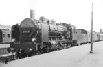 17 1016 vom Bw Stargard/Pommern wartet in Berlin Stettiner Bahnhof auf Ausfahrt nach Stralsund. (1931) <i>Foto: Hermann Ott</i>