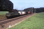 194 152 mit einem Güterzug auf der Strecke Freilassing - Rosenheim bei Bergen. (14.09.1979) <i>Foto: Peter Schiffer</i>