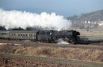 01 0533-8 vor D 217 (Frankfurt/M - Berlin) am Abzweig Weiterode, kurz hinter Bebra. (12.12.1972) <i>Foto: Peter Schiffer</i>