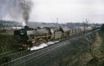 41 095 mit einem Durchgangsgüterzug auf der "Rollbahn" im Wiehengebirge bei Belm. (15.03.1968) <i>Foto: C. Gammell</i>