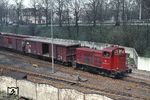 Ursprünglich für die Eisenbahnen des Saarlandes beschafft und aus der Baureihe Y 9100 (später 51100) der SNCF entwickelt, verdienten die letzten Loks der Baureihe V 45 (245) ihr Gnadenbrot in verschiedenen Ausbesserungswerken, wie hier 245 004 im Güterwagen-Aw Paderborn-Nord.  (18.04.1979) <i>Foto: Peter Schiffer</i>