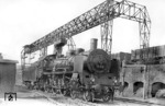 Die Deutzerfelder 17 010 im Wende-Bw Wuppertal-Langerfeld. (07.09.1931) <i>Foto: DLA Darmstadt</i>