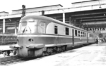 ET 11 03 wartet als F-Zug „Münchner Kindl" nach Frankfurt/Main auf Ausfahrt im Münchener Hauptbahnhof.  (1957) <i>Foto: G. Scheingraber</i>
