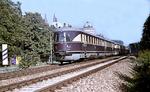 SVT 137 231 + SVT 137 852 der Deutschen Reichsbahn als TS 55 "Vindobona" bei Klosterneuburg-Kierling auf der Franz-Josefs-Bahn in Niederösterreich, kurz vor Wien. (09.1966) <i>Foto: A. Wagner</i>