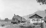 98 1035 vor P 668 auf der Illertalbahn zwischen Immenstadt und Sonthofen bei Blaichach. (09.06.1939) <i>Foto: RVM-Filmstelle Berlin</i>