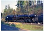 CSD 556 0194 und die (unsichtbare) 556 0125 mit einem Güterzug bei Schirnding. (22.04.1968) <i>Foto: Slg. Eisenbahnstiftung</i>