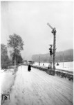 Winterliche Idylle am letzten Tag des Jahres 1939 im Bahnhof Friedrichsruh an der Strecke Berlin - Hamburg. (31.12.1939) <i>Foto: Walter Hollnagel</i>