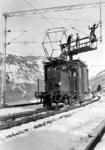 Fahrleitungs-Gerätewagen auf der Tauernbahn in Österreich. (1938) <i>Foto: RVM</i>