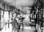 Blick in das Stellwerk "Af" des Bahnhofs Hamburg-Altona. (1931) <i>Foto: RVM (Hollnagel)</i>
