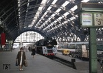 01 0529-6 ist soeben mit D 504 aus Saalfeld im Leipziger Hauptbahnhof eingetroffen. (11.09.1976) <i>Foto: Peter Schiffer</i>