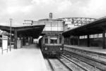 Ein S-Bahnzug im neuen S-Bahnhof Berlin Bornholmer Straße. (30.09.1935) <i>Foto: RVM</i>