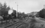 Umbauzug mit 58 1952 vom Bw Arnstadt im Bahnhof Frankenhain nahe Gräfenroda. (11.1934) <i>Foto: Slg. Eisenbahnstiftung</i>
