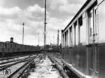 S-Bahnzüge, vermutlich im späteren kriegszerstörten Bw Westend aufgenommen. (1942) <i>Foto: RVM (Ittenbach)</i>