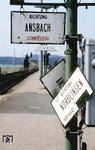 Morbider Charme eines Zuglaufanzeigers im Bahnhof Dombühl an der Strecke Ansbach - Crailsheim. (25.03.1982) <i>Foto: Oskar Bär</i>