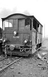 99 092 (ex pfälz. XXVIII SCHWEGENHEIM) auf der Lokalbahn Ludwigshafen–Meckenheim im Bahnhof Mundenheim. Die 1907 gebaute Lok war dort bis 1954 im Einsatz. (1952) <i>Foto: BD Mainz, Slg. W. Löckel</i>
