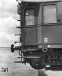 Trotz aller Maßarbeit war der preußische Sechsachser für die Fährverbindung bei Cherson (Strecke Odessa - Nikolajew - Krim) über den Dnjepr zu lang. (1942) <i>Foto: RVM (Ittenbach)</i>
