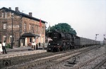 Pünktlich um 6.45 Uhr läuft 41 1273-6 mit ihrem Personenzug nach Magdeburg in den Bahnhof Groß Ammensleben ein.  (03.06.1979) <i>Foto: Joachim Bügel</i>