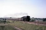 01 0504-9 vor D 917 in der Mecklenburgischen Seenlandschaft bei Seehausen (zwischen Prenzlau und Angermünde). (05.06.1979) <i>Foto: Joachim Bügel</i>