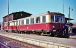 186 005 vom Bw Stralsund (ex VT 135 063 Breslau) im Bahnhof Barth. Das Fahrzeug wurde 1937 in Dienst gestellt und 1975 abgestellt. (1974) <i>Foto: Joachim Claus</i>
