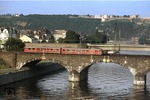 426 001 als Penzelzug Neuwied - Koblenz auf der Moselbrücke in Koblenz. Im Hintergrund die Festung Ehrenbreitstein. (17.07.1978) <i>Foto: Peter Schiffer</i>