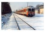 Ein Zug der Citybahn (Gummersbach - Köln) verlässt den Bahnhof Porz-Heumar. (16.02.1977) <i>Foto: Slg. Eisenbahnstiftung</i>