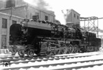Die fabrikneue 50 802 im Werkshof der Fa. Jung in Jungenthal bei Betzdorf. Die Erststationierung erfolgte beim Bw Mainz-Bischofsheim. Im Dezember 1941 gelangte sie zur RBD Danzig, anschließend über Gnesen (Polen) wieder zurück nach Bremen. Am 02.10.1968 wurde sie beim Bw Nürnberg Rbf ausgemustert.  (08.02.1941) <i>Foto: RVM (Werkfoto)</i>