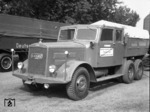 Kaelble-Zugmaschine für Culemeyer-Straßentransporte auf der Verkehrsausstellung "Schiene und Straße" in der Essener Gruga. (07.09.1951) <i>Foto: Willi Marotz</i>