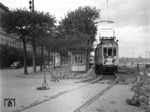 Der 1910 gebaute Triebwagen 520 der Köln-Bonner-Eisenbahn (KBE) auf der Rheinuferbahn in Köln. (1938) <i>Foto: RVM (Felten)</i>