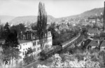 01 193 vom Bw Köln-Deutzerfeld führt den "Rheingold" FFD 101 durch das frühlingshafte Rheintal bei Boppard. (20.04.1939) <i>Foto: RVM-Filmstelle Berlin</i>