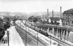18 115 (Bw Heilbronn) vor D 8 in Stuttgart-Feuerbach. (22.06.1952) <i>Foto: Carl Bellingrodt</i>