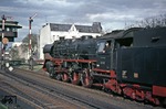Die Bespannung der "Interzonenzüge" D 163/164 zwischen Hamburg und Berlin war im Fahrplanjahr 1966/67 Aufgabe der Wittenberger 03. Hier durchfährt 03 135 den Bahnhof Hamburg-Bergedorf. (30.04.1967) <i>Foto: K.D. Hensel</i>