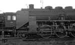 Detailaufnahme der 39 196 auf dem Ausschlackkanal in ihrer Heimatdienststelle Stuttgart.  (1966) <i>Foto: Burkhard Wollny</i>