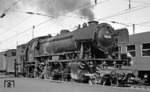 23 076 wartet in Heilbronn Hbf auf die Rückfahrt nach Crailsheim. (22.08.1967) <i>Foto: Burkhard Wollny</i>