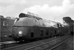 Vorbereitung zu Meßfahrten der 05 002 im Bw Hamburg-Altona. (04.1936) <i>Foto: Walter Hollnagel</i>