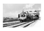 17 026 (Bw Osnabrück) passiert vor FD 212 (HH-Altona - Hoek van Holland) die Elbebrücken in Hamburg-Harburg. (1931) <i>Foto: Werner Hubert</i>