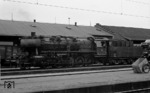 50 2679 (Bw Haltingen) mit einem Güterzug im Bahnhof Konstanz. (01.05.1967) <i>Foto: Burkhard Wollny</i>