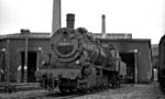 57 2935 vor dem Lokschuppen in Haltingen. (14.09.1968) <i>Foto: Burkhard Wollny</i>
