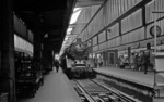 01 213 (Bw Hof) ist mit D 148 aus Nürnberg in Stuttgart Hbf eingefahren. (01.05.1967) <i>Foto: Burkhard Wollny</i>