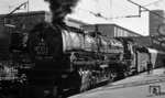 Letzte Fahrt des dampfbespannten D 147 von Stuttgart nach Nürnberg mit 01 181 in Stuttgart Hbf. (23.09.1967) <i>Foto: Burkhard Wollny</i>