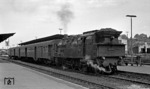 78 293 im Bahnhof Aalen. (13.05.1968) <i>Foto: Burkhard Wollny</i>