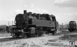 Die 1928 bei Hanomag gebaute 64 017 im Bw Heilbronn. (08.04.1968) <i>Foto: Burkhard Wollny</i>