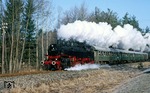 DB-Museumslok 86 457 mit Sonderzug E 19691 auf der längst stillgelegten Strecke von Neumarkt/Oberpf. nach Beilngries. (21.02.1988) <i>Foto: Wolfgang Bügel</i>