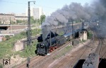 01 2050 verlässt mit einem Schnellzug nach Berlin den Dresdener Hauptbahnhof. (25.05.1977) <i>Foto: Colin Brack</i>