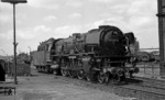 001 230-2 (01 230) mit Neubaukessel im Bw Hof. (15.05.1969) <i>Foto: Burkhard Wollny</i>